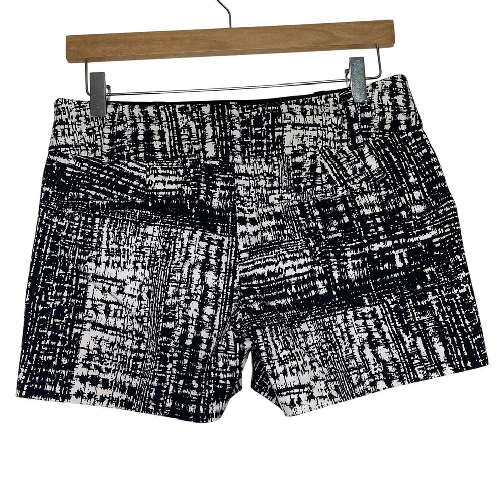 Ann Taylor City Short 2‎ Black White Print Stretch Mini
